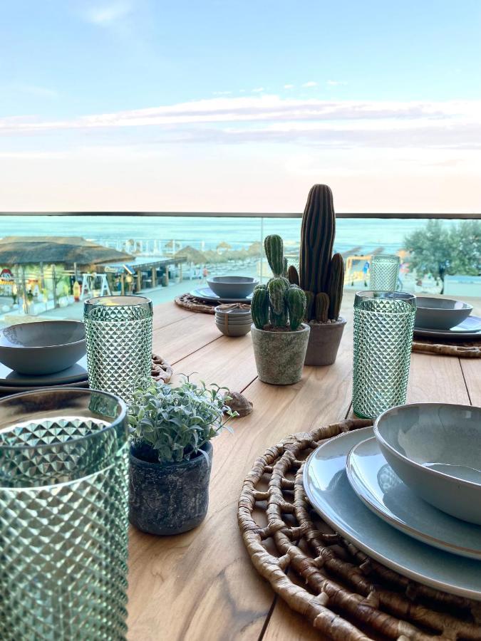 Royal Sea View Design Promenada 3 Apartment Navodari Exterior photo